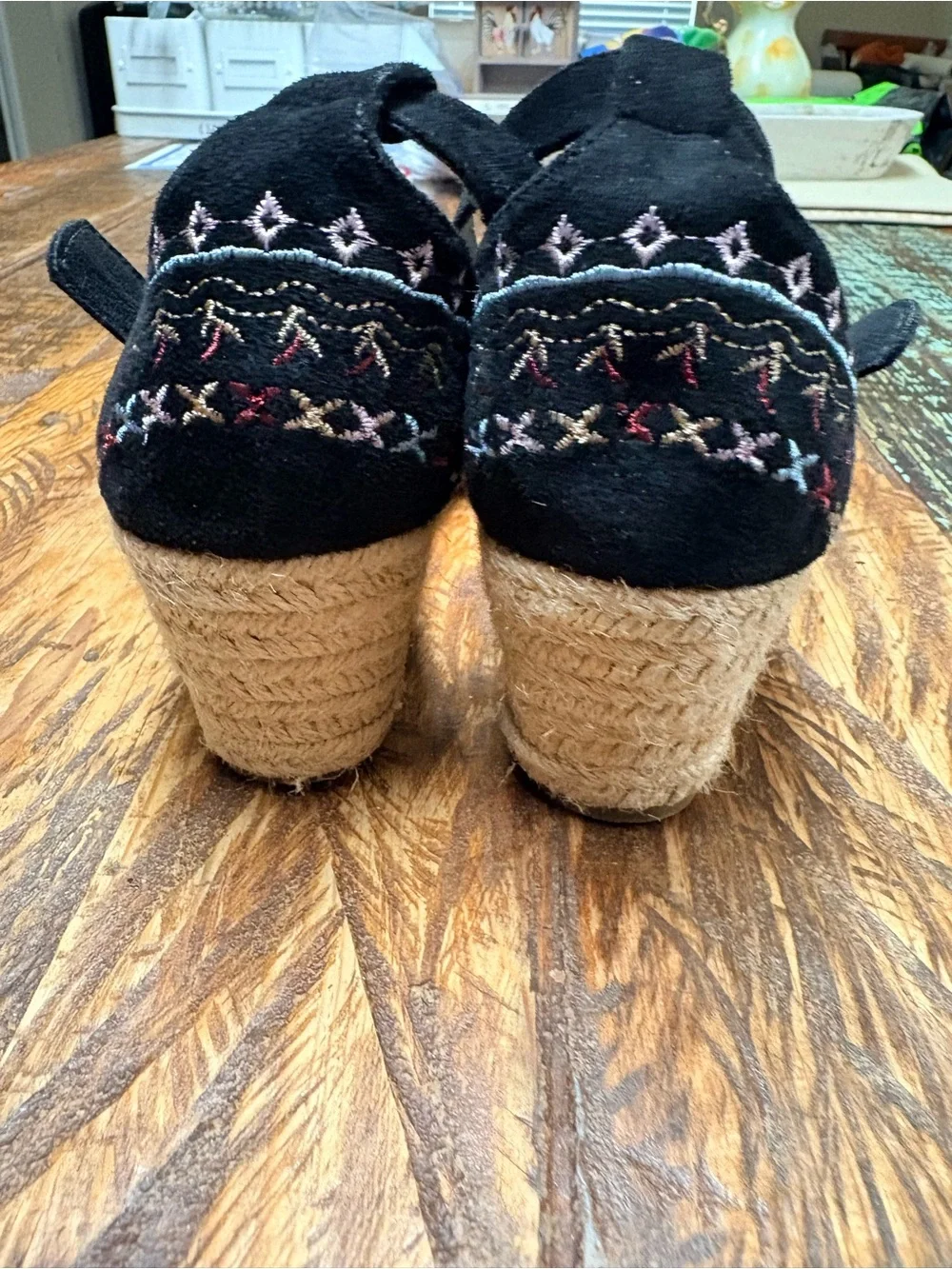 Dream Pairs Black Faux Suede Embroidered Espadrille Wedge Ankle Strap Sandals 9